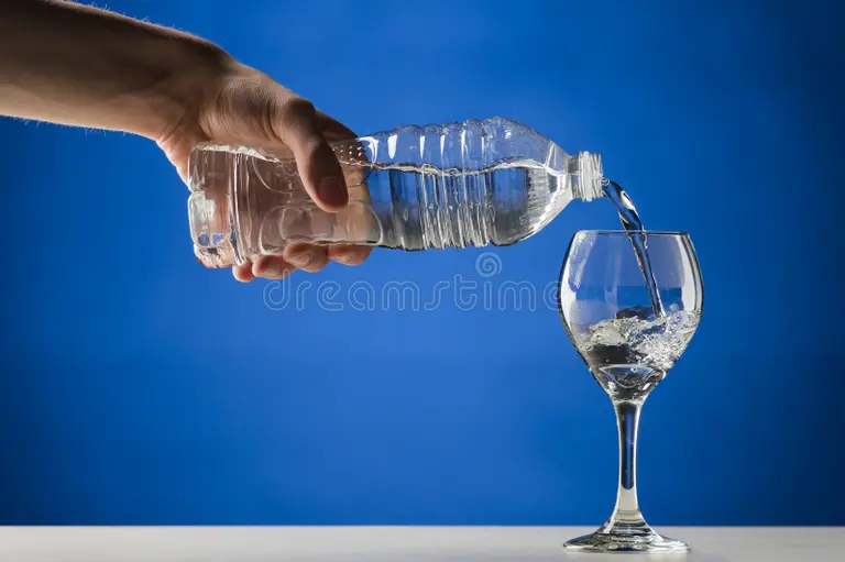 अल्कलाइन पानी